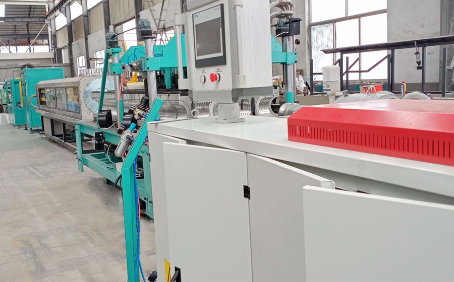 Plastic double wall corrugated pipe production line